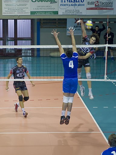 Costa Marcelo (attacca) Costa Marcelo (attacca)