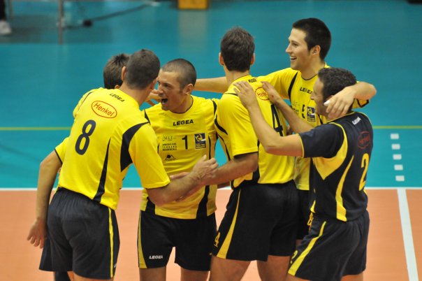 Terni Henkel (festeggia) Terni Henkel (festeggia)