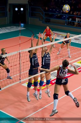 Uccellani-Morelli (muro)