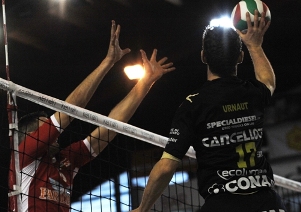 Urnaut Tine (pallonetto) Urnaut Tine (pallonetto)