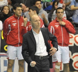 Radici Andrea (riflette)