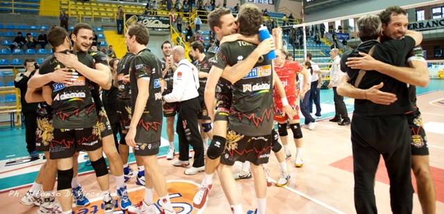 Sir Safety Perugia (abbracci)