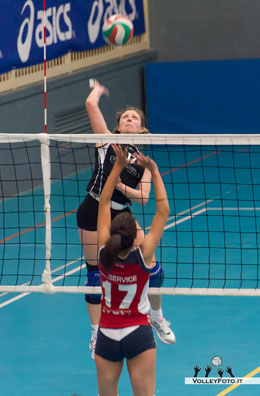 Orsini Elisa (attacco)