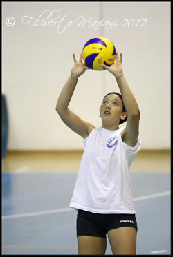 Giusti Isabella (palleggia)