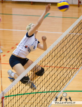 Messineo Aurora (attacco)