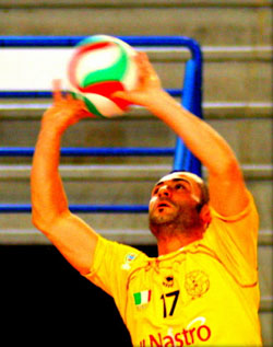 Torelli Mirko (palleggia)