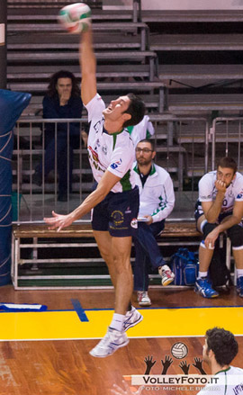 Vigilante Cristian (picchia)