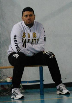 Giannini Romano (seduto)