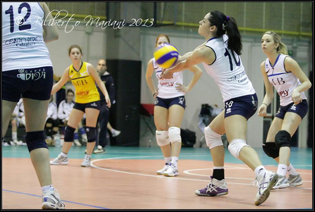 Santicchi Giada (riceve)