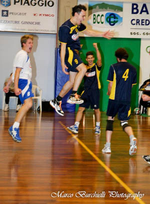 Cme Chiusi (esultanza)