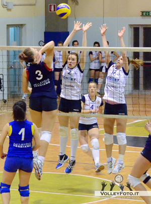 Santi-Piccari (muro)