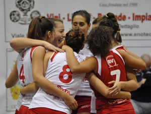 Gherardi Cartoedit Città di Castello (abbraccio)