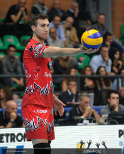 Petric Nemanja (palla)