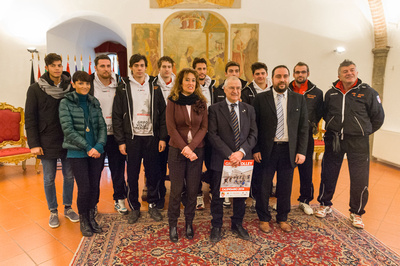 foto di gruppo nella Sala della Vaccara