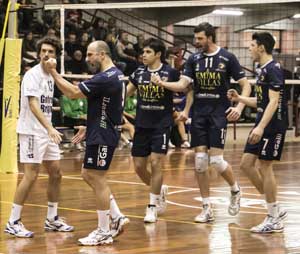 Emma Villas Chiusi (esultanza)