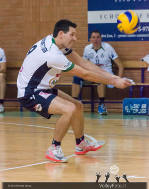 Trombettoni Daniele (riceve)