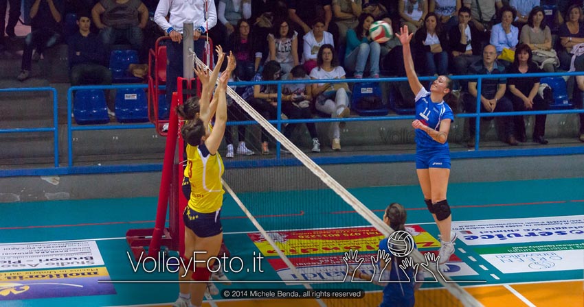 Un attacco dell'opposta Ilaria Ercolani della One Investigazioni Bastia