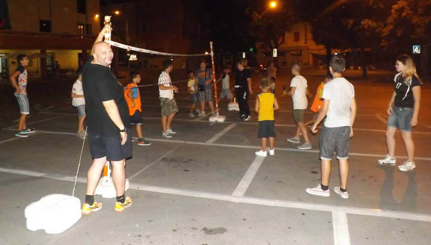 Magione - Pallavolando in piazza 2014