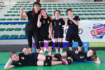 School Volley Perugia (vice campioni d'Italia) under 12 misto