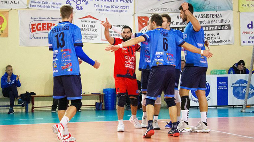 Edotto Integra Foligno (abbraccio)