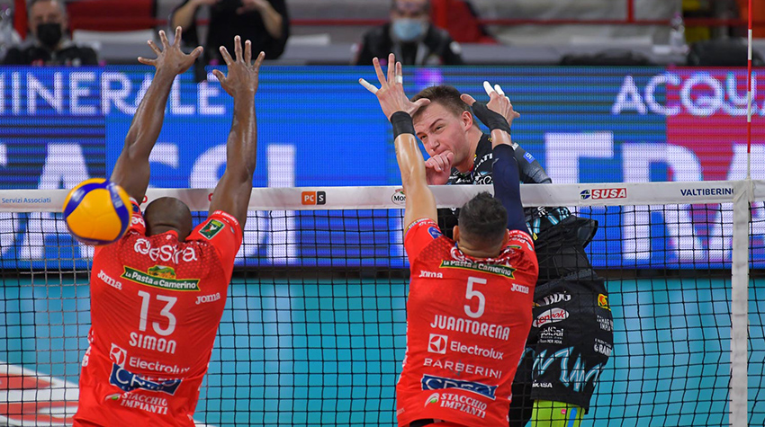 Plotnytskyi Oleh (attacco)