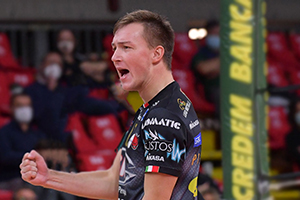 Plotnytskyi Oleh (esulta)