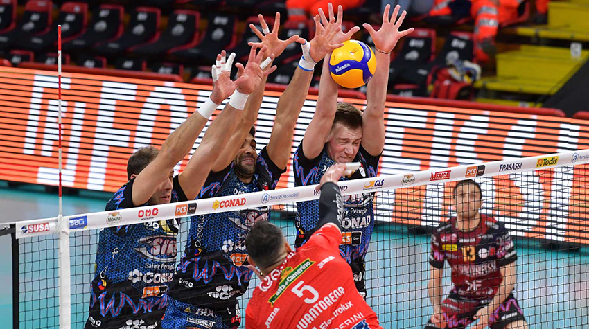 Travica-Solé-Plotnytskyi (muro)