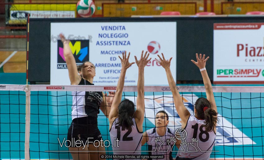 Puchaczewski Jessica - colpisce