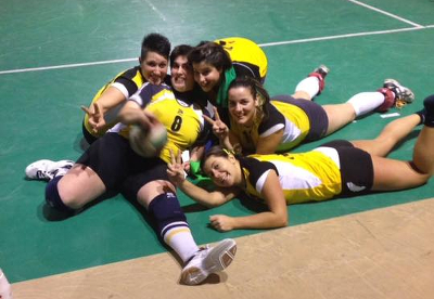 le ragazze della Pizzeria Villa Anita Sigillo (serie D femminile 2014-2015)