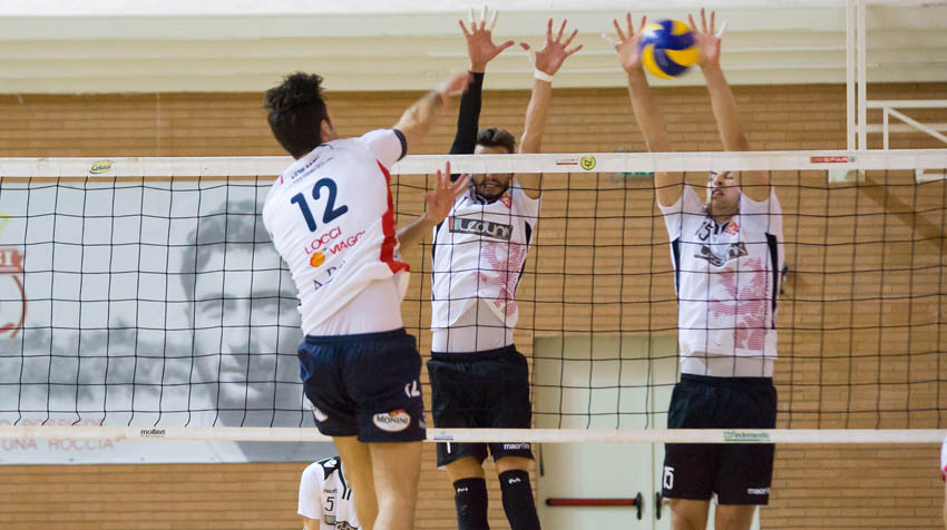 FugantiPedoni-Sirci (muro)