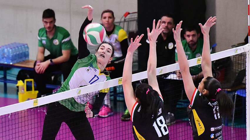 Decortes Clara (attacco)