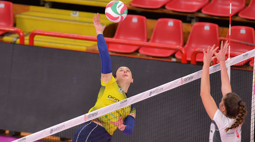 Casareale Stefania (attacco)