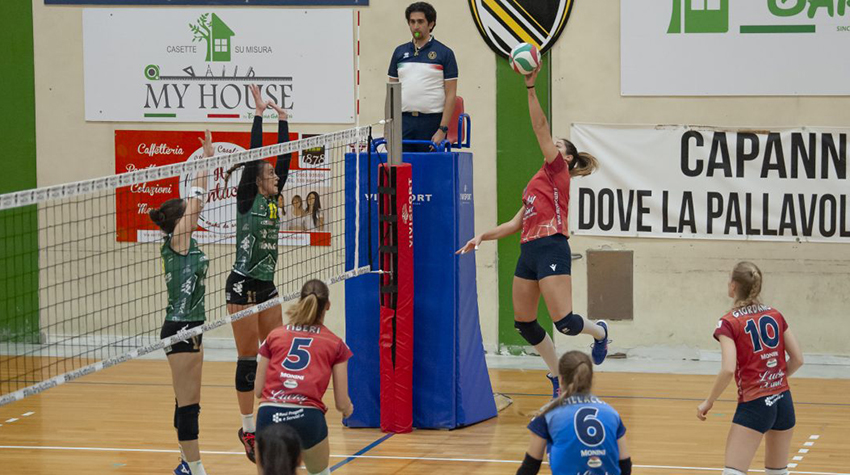 Capezzali Alessandra (attacco)