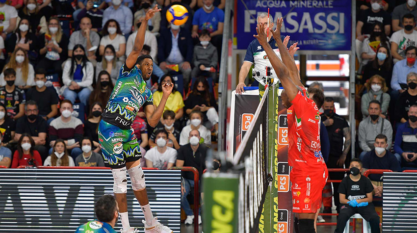 Leòn Wilfredo (attacca)