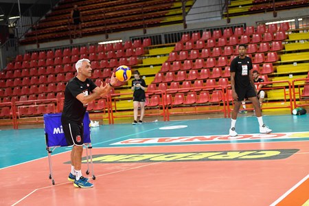 Anastasi Andrea (spiega)