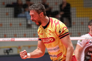 Candellaro Davide (esulta)