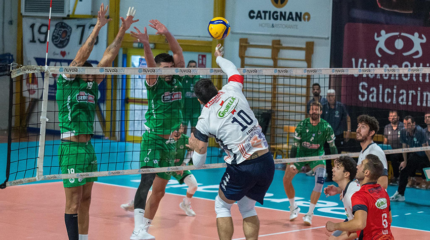 Atene-Taranto (azione)