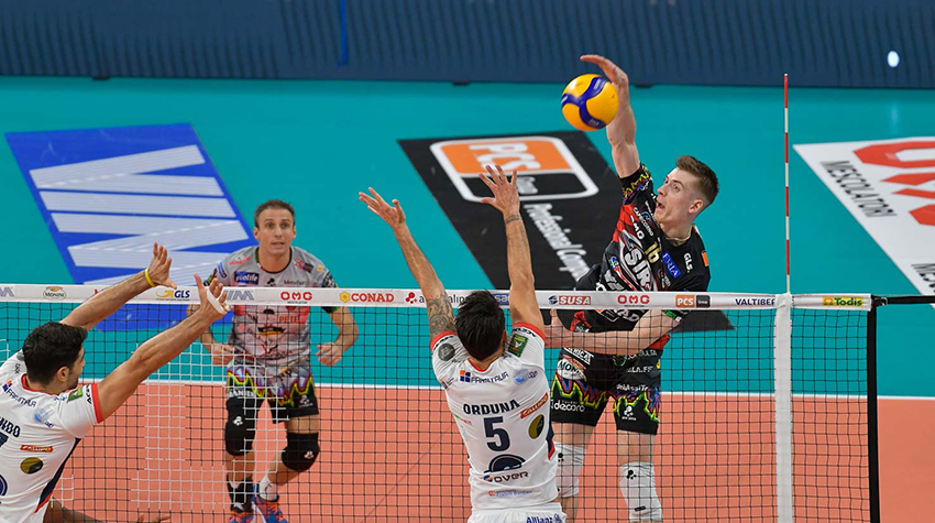 Semeniuk Kamil (attacco)