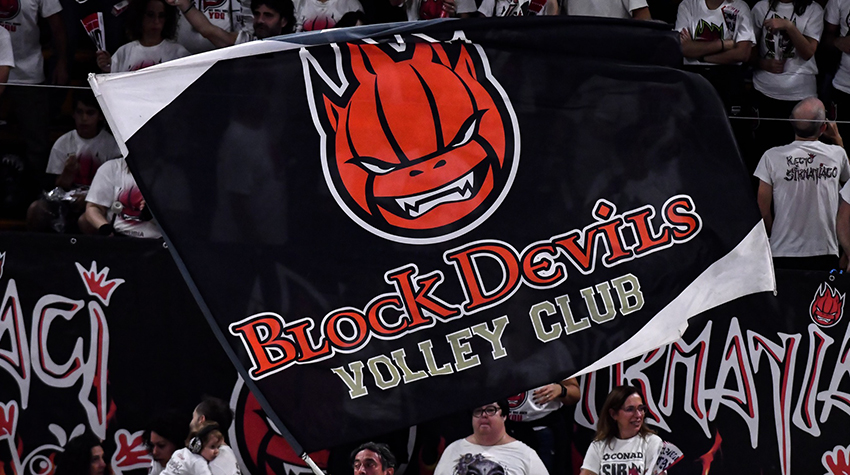 Sirmaniaci (bandierone)