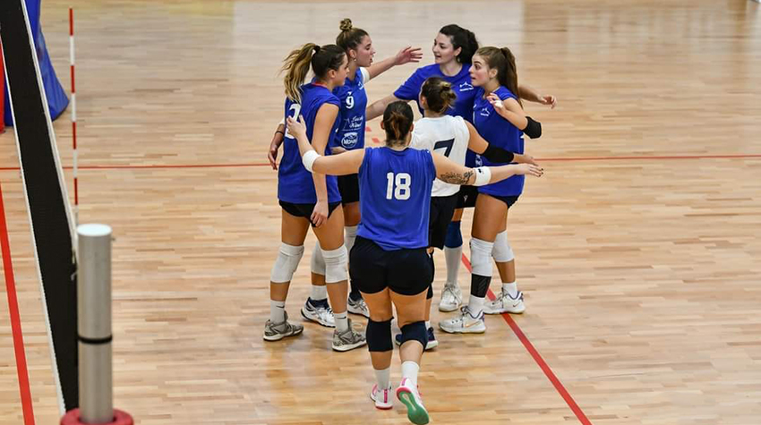 Lucky Wind Trevi (abbraccio)