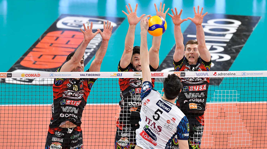 BenTara-Resende-Semeniuk (muro)