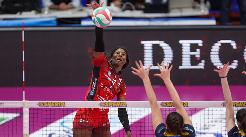 Montano Ivonee (attacco)