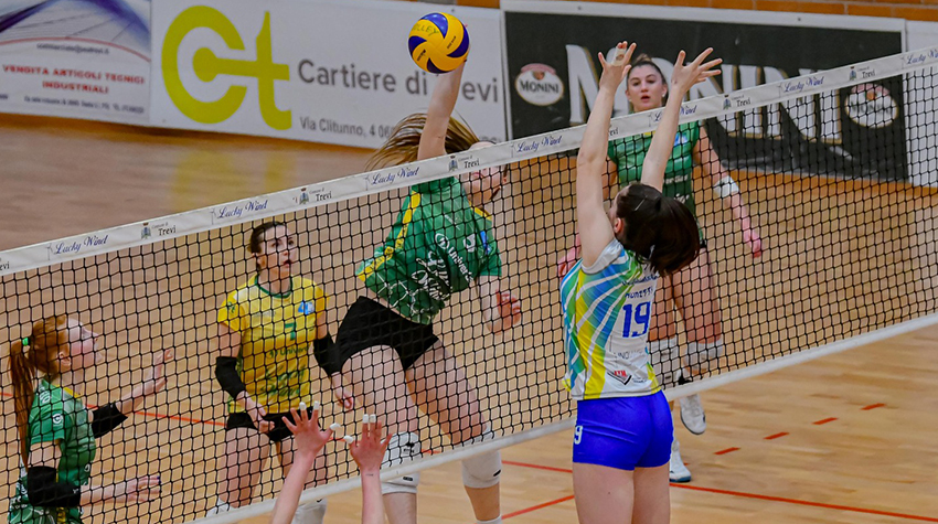 Danaila Jasmin Nicol (attacco)
