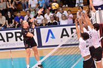 Una Perugia in buona luce stende Tours