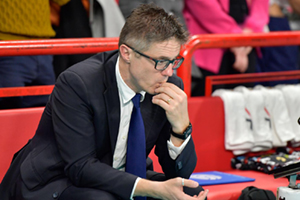 Giaccardi Massimiliano (riflette)