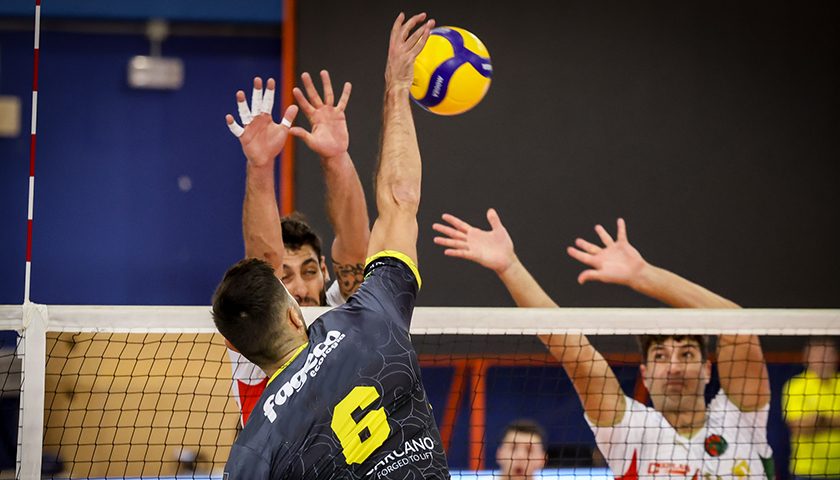 Martinez-Biasotto (muro)