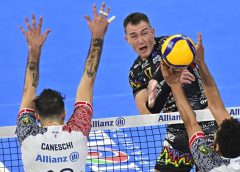 Plotnytskyi Oleh (attacco)