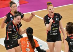 Bartoccini Mc Restauri Perugia (esulta)