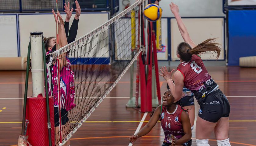 Falchetti Angelica (attacco)