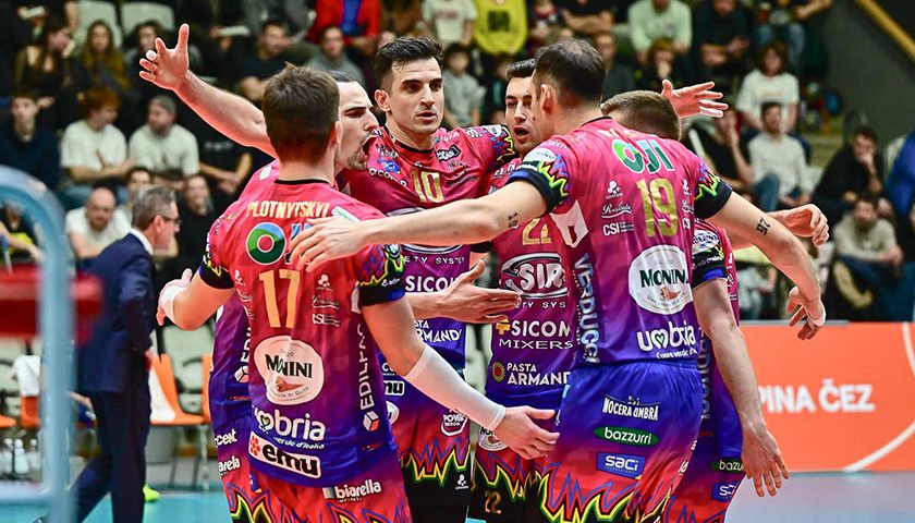 Sir Sicoma Monini Perugia (abbraccio)